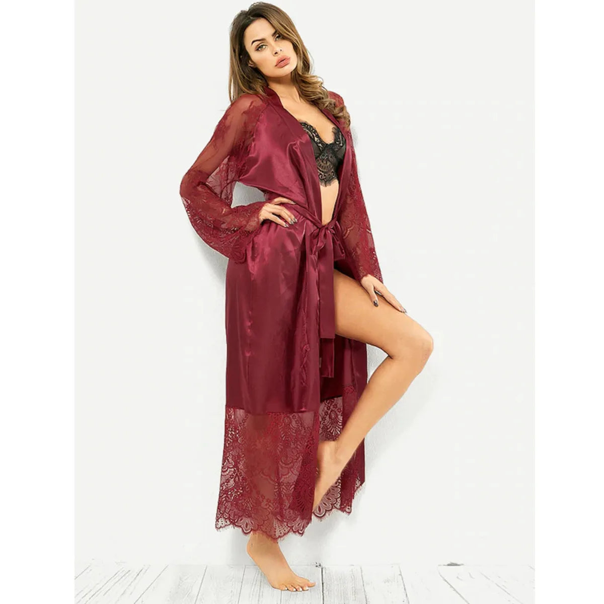 Robe de Nuit en Satin – Lingerie Sexy à Manches Longues et Dentelle