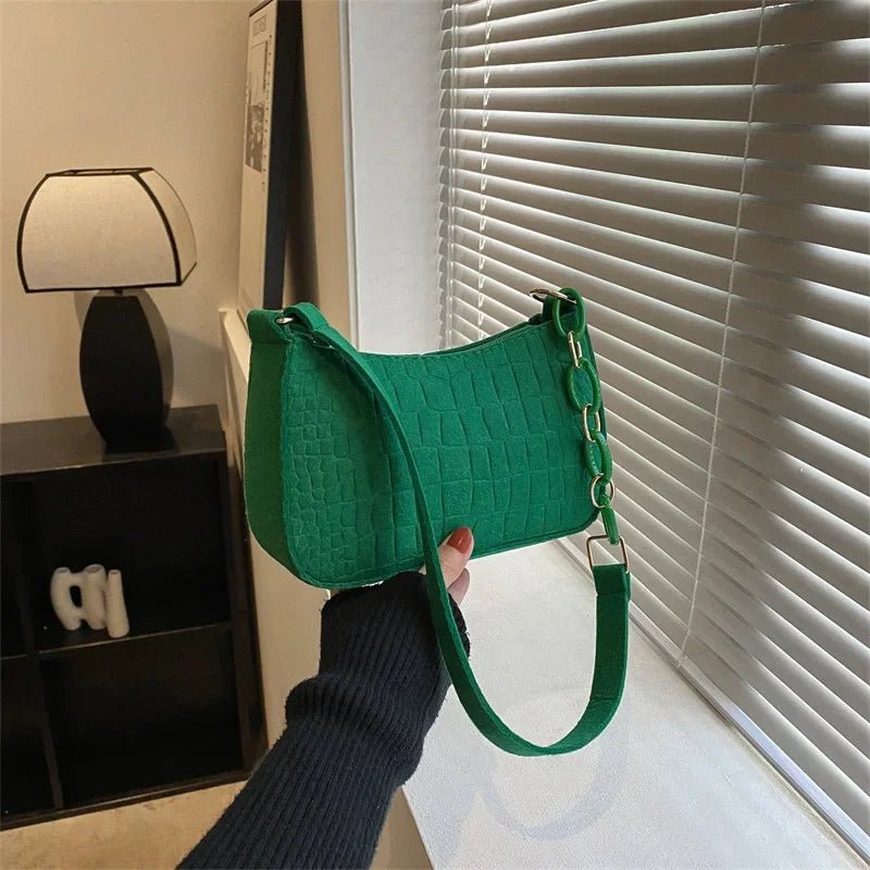 Petit sac carré Yankee sous les bras décontracté, tempérament doux rétro populaire, initié à l'automne, déterminer la mode, 2024